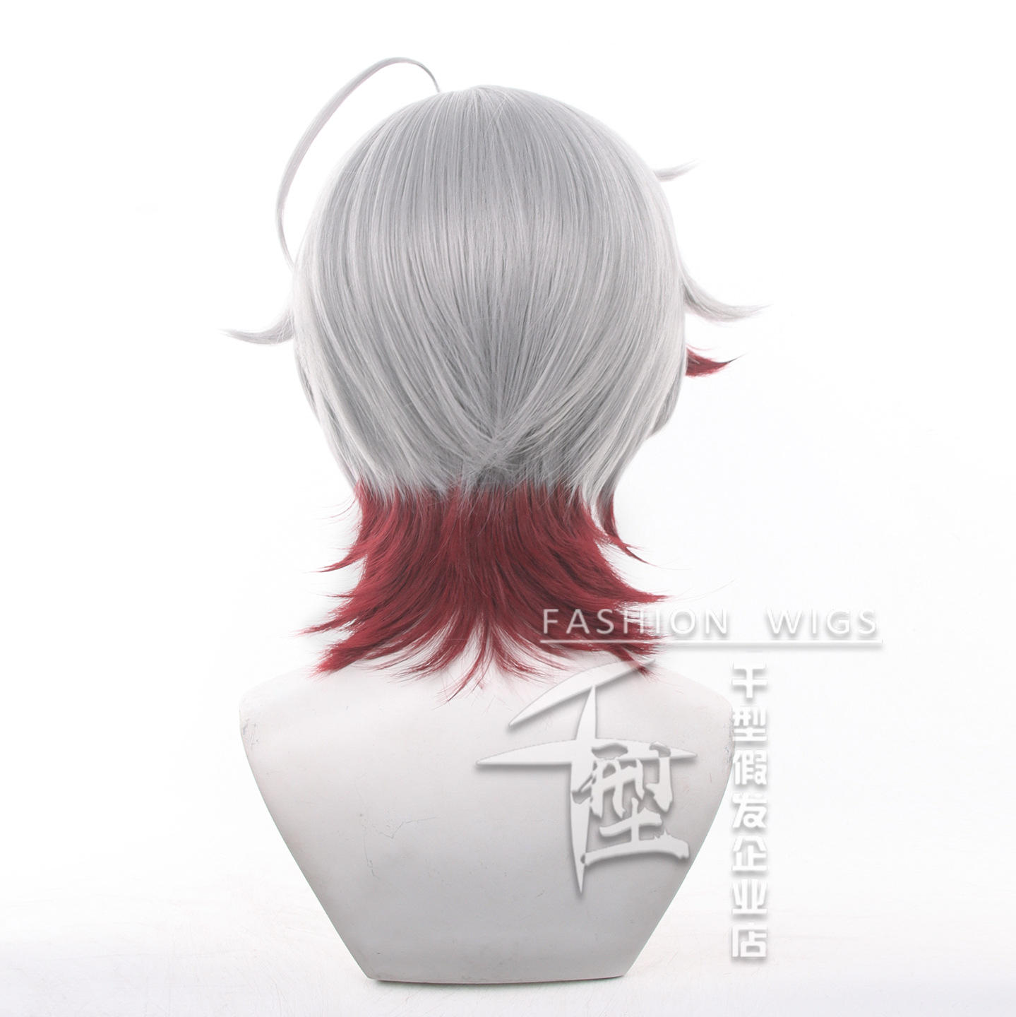 В наличии: Парик для косплея И – обзор и цена Cosplay Wig Colored